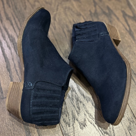 SUGAR Boots - Picture 3 of 12